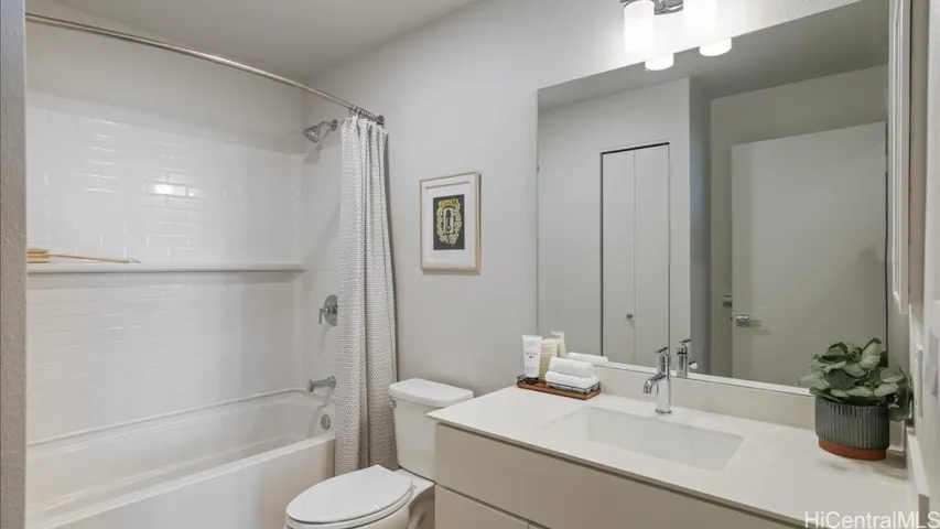 2nd Bathroom