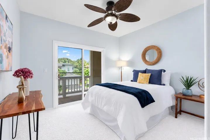 Bedroom & Balcony