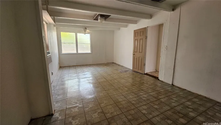 Bonus room located to the back right of the covered lanai area
