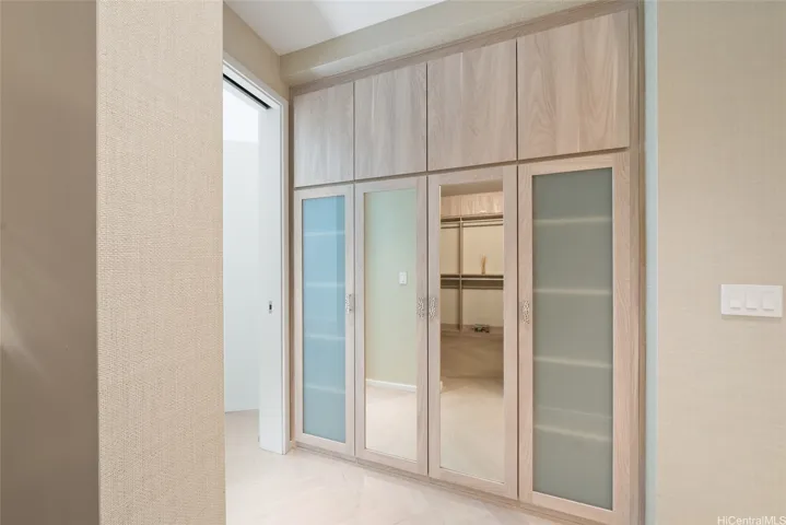 Custom California Closet
