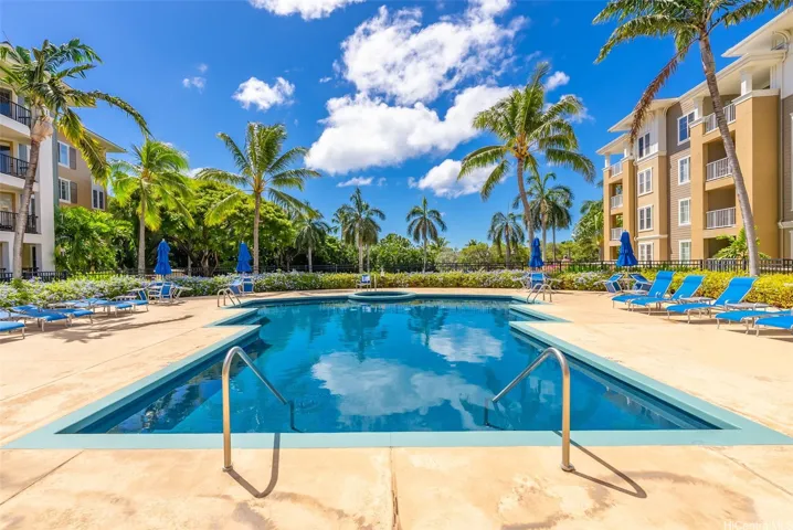 Pool and spa facilities.