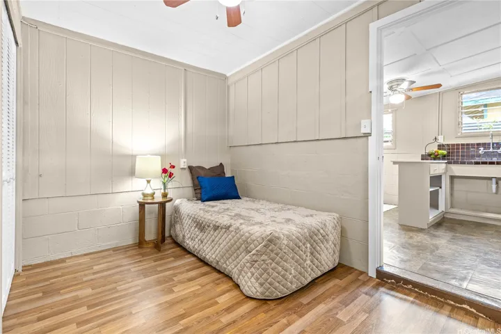 Back bedroom