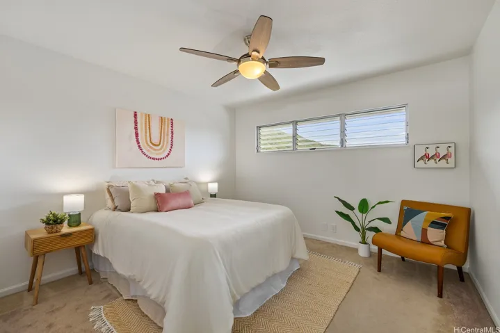 uostairs guest bedroom
