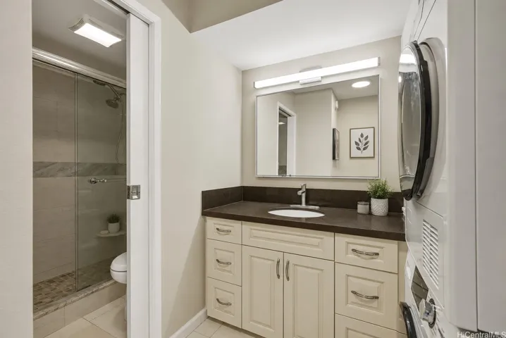 Bathroom. Photo enhanced.