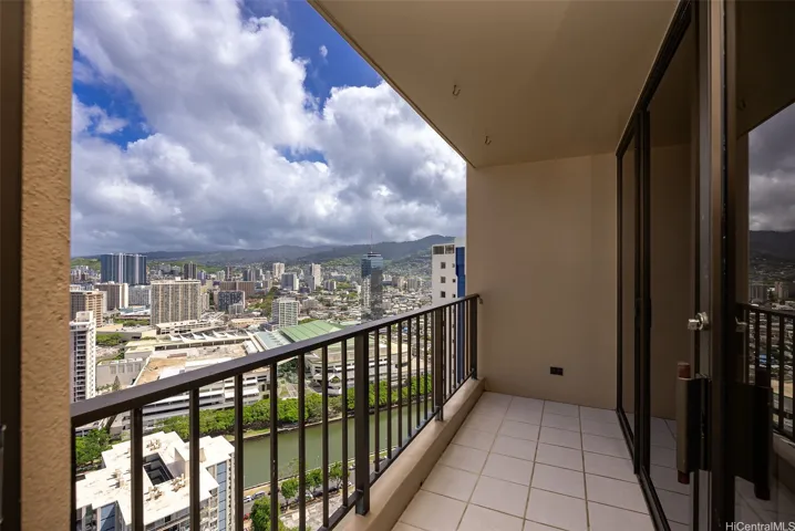 Mountain View from lanai.