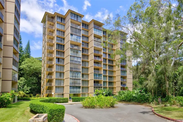 Building C, ground floor unit.