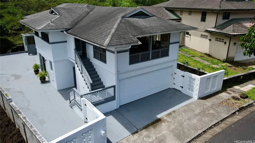 240 Puiwa Rd