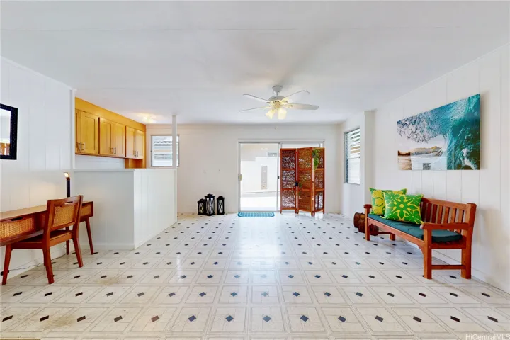 240 Puiwa Rd: 1st Floor Family Room with view towards Wetbar & Side Lanai Door