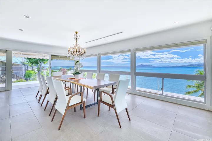 Epic views from the dining room.  Watch the surf break off of China Walls