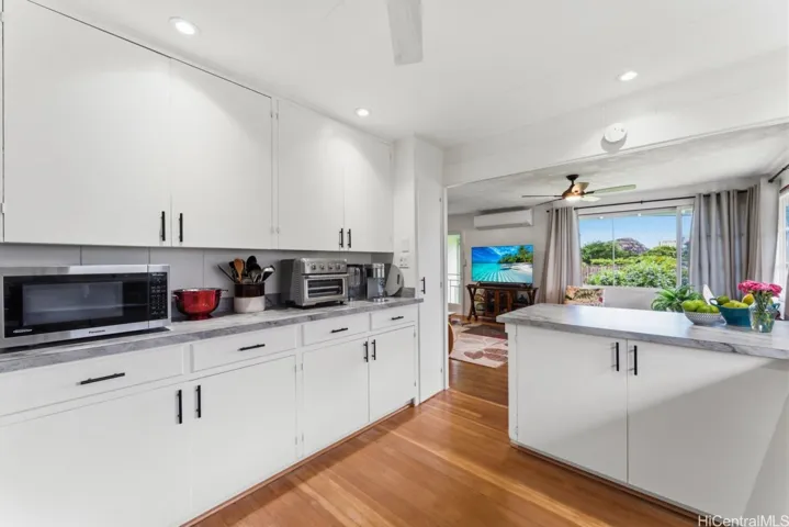 Large kitchen