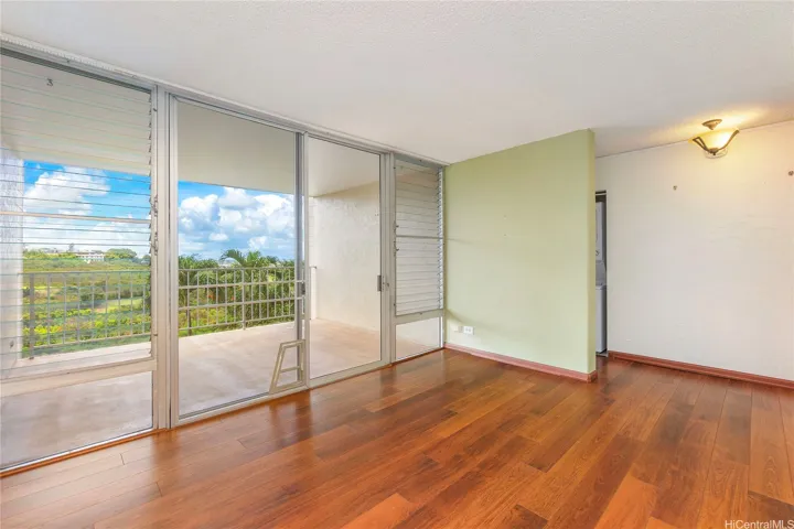 Upper Living 1