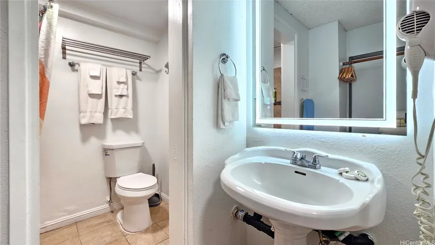 NEW Led lighted mirror and lighting