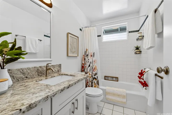 ohana unit bathroom