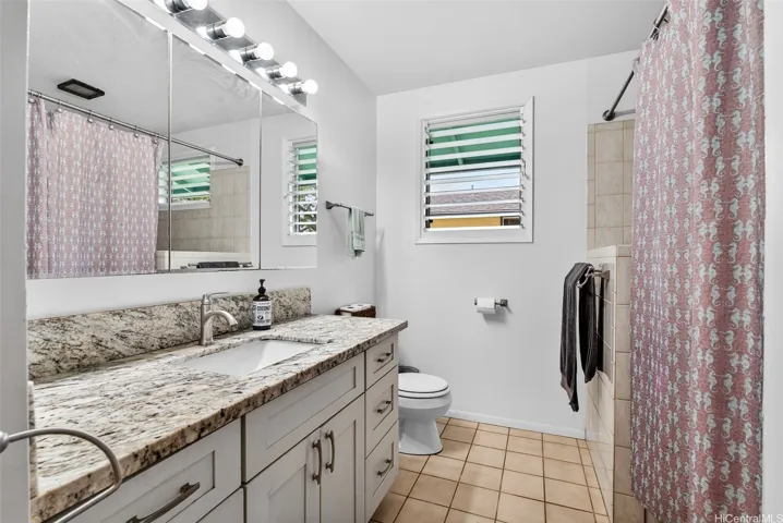 main home primary bathroom