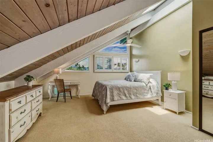 Upstairs bedroom 3.