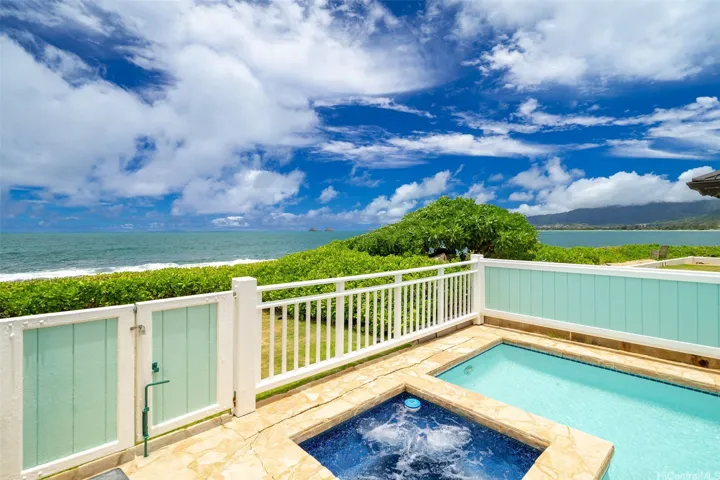 Tiled spa overlooking the Pacific Ocean.
