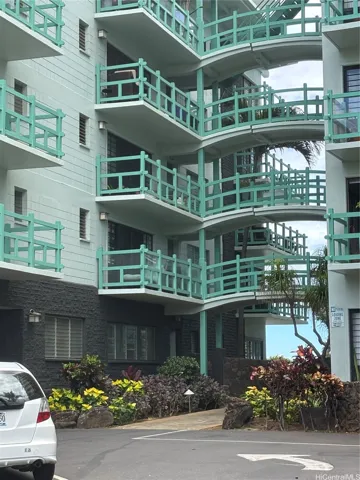 #211 is in the middle building on the second floor.  80 sf lanai to enjoy the island's breezes
