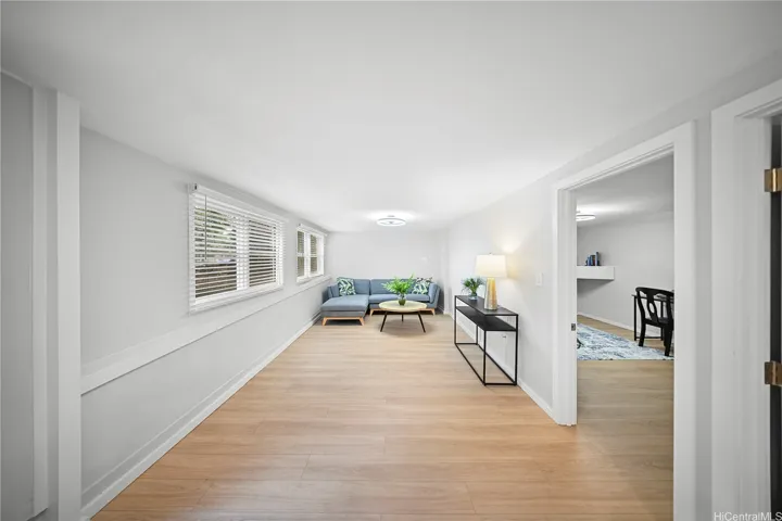 Downstairs unit in 207 Concordia has great space, a full kitchen/bathroom, laundry area and 2 large bedrooms! All units are on a separate electrical meter.