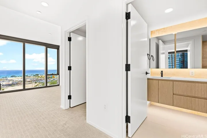Second bedroom