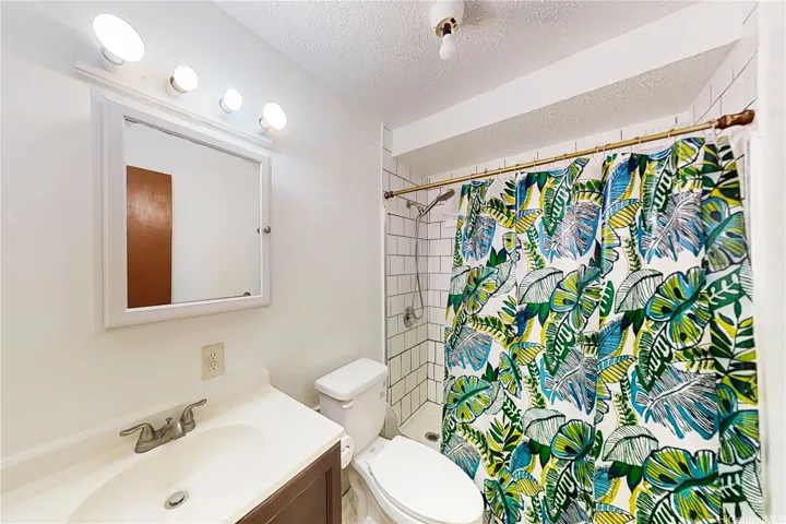 1st Floor Unit 1
