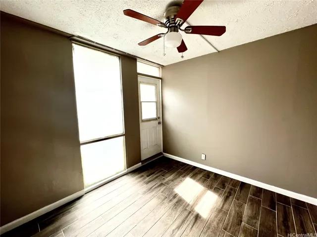 Bedroom 1 with lanai access