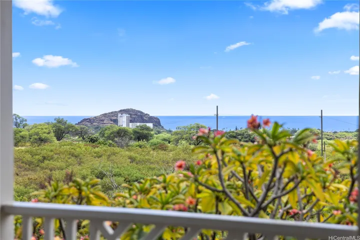 Ocean views from the second level covered lanai