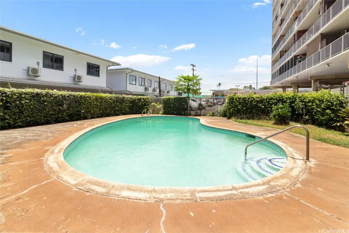 Building Pool