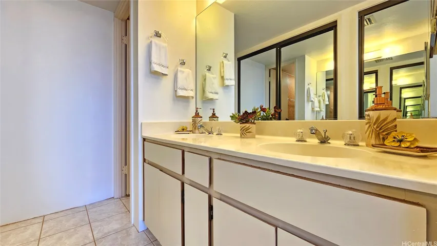 Ensuite bathroom