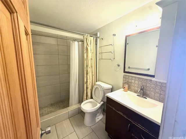 Bathroom (enhanced)