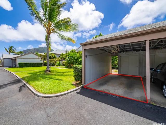 One covered stall and outdoor storage