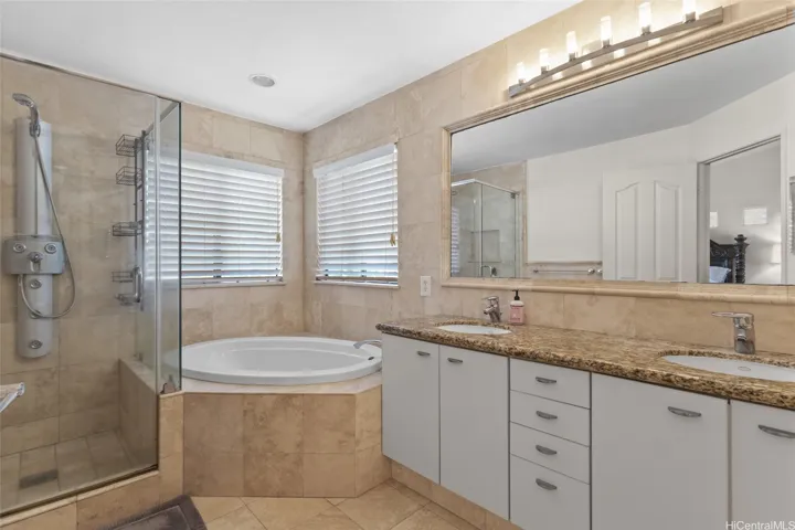 Primary Bedroom Bathroom