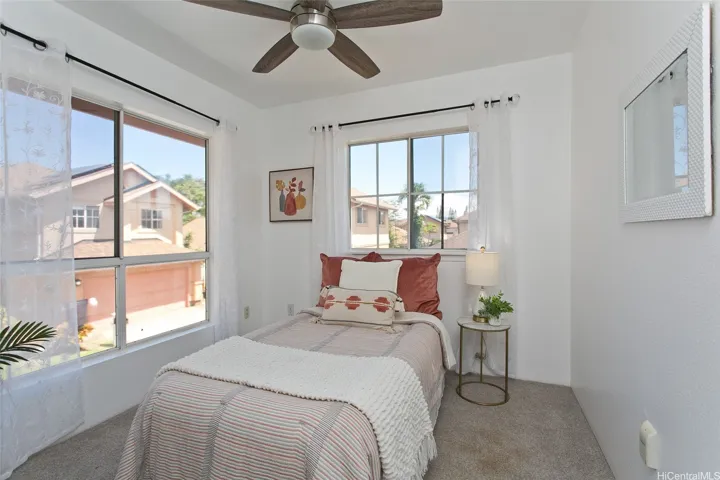 Bedroom 2 (Upstairs)