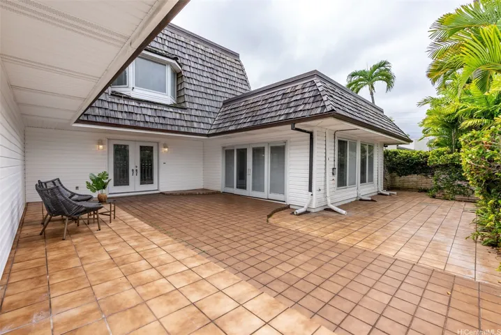 Too good to be true, this impressive estate is on a large
