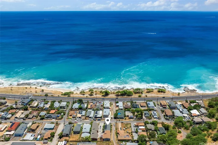 Ulehawa Beach Park located nearby for great fishing and relaxing waves.
