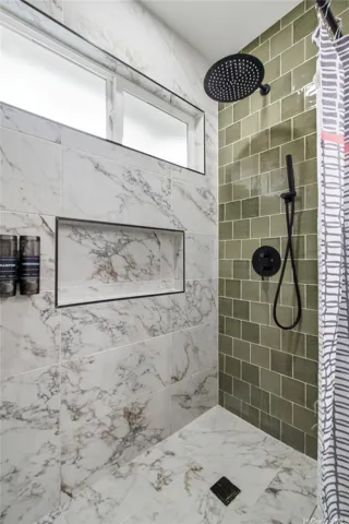 Primary shower