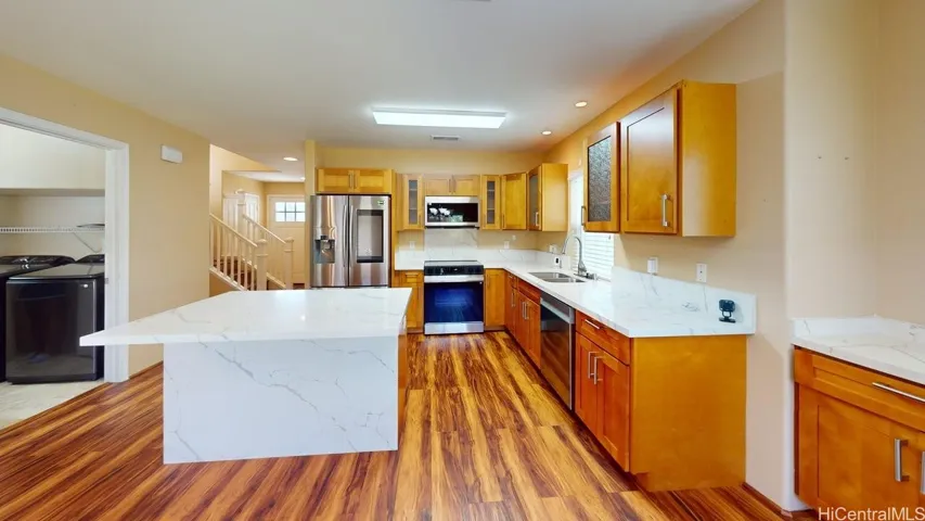 Kitchen Fontal View