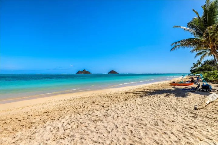Live the Lanikai life every day!