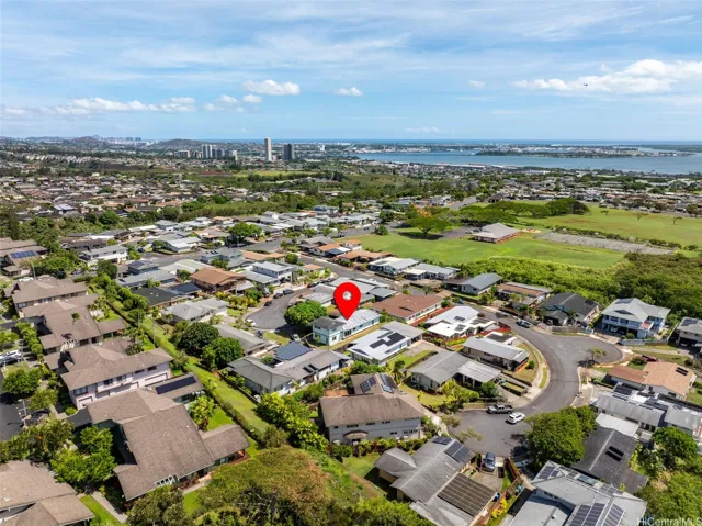 Close to Waiau Community Center & Park