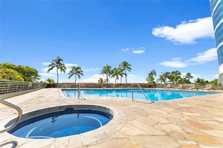 Pool and Jacuzzi's on the 5th floor.
