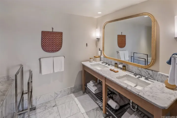 Gorgeous Primary Bath