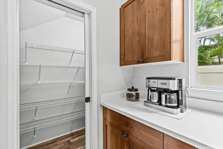 Walk-in pantry, too!