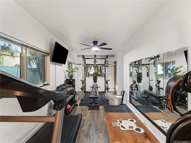 Bonus Room Off Kitchen