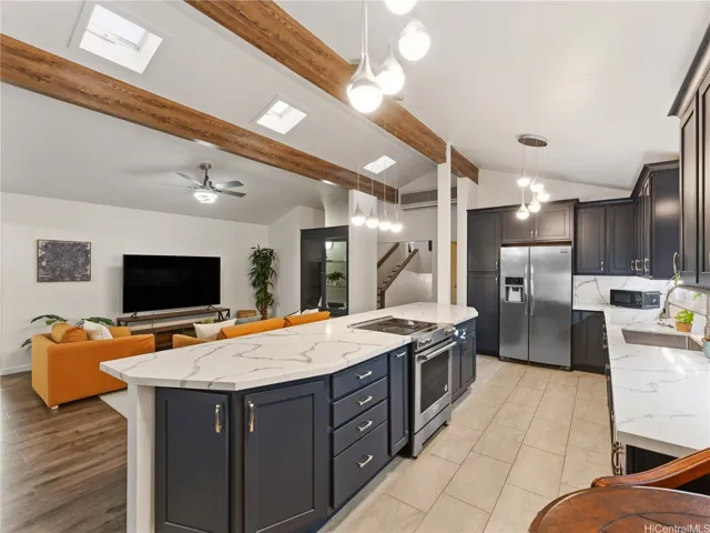 Kitchen/Living Room