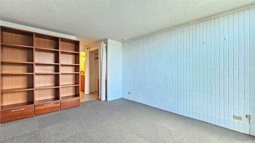 Built-in 'open shelves' for misc. things.