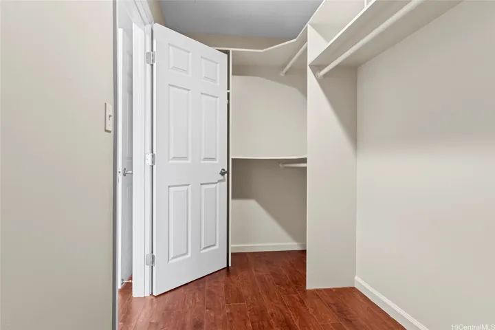 Walk-in closet