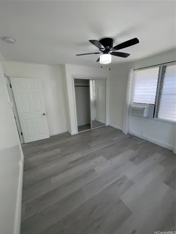 SECOND ROOM WITH WINDOW A/C AND CLOSET
