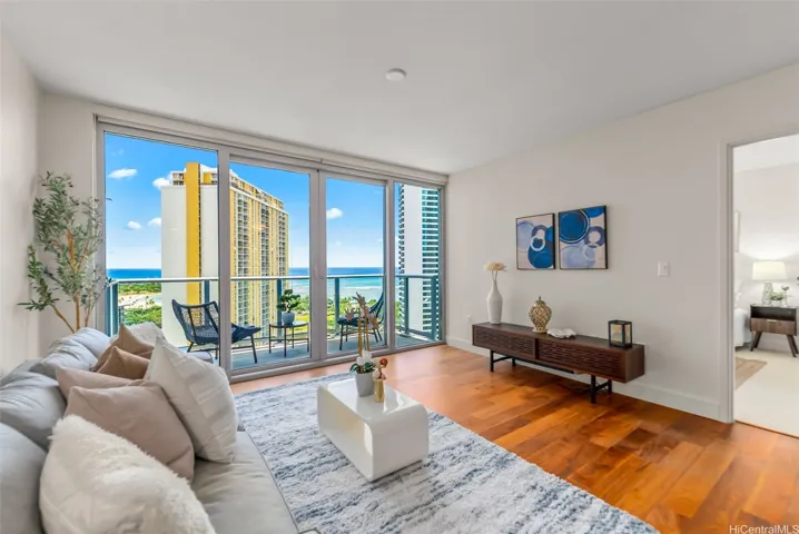 Private Lanai, high 19th floor 2/2/2 unit with spectacular ocean views.
