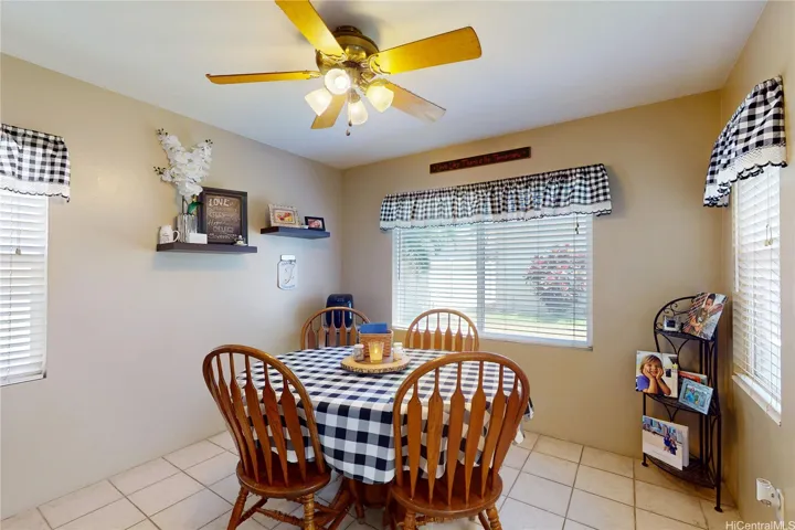 Breakfast Nook