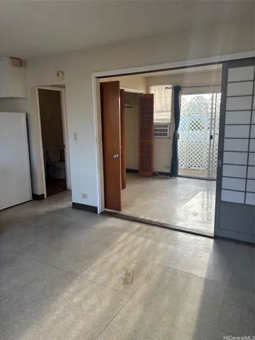 other side of living room /Lanai