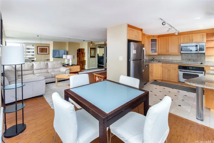 Living, Dining & Kitchen